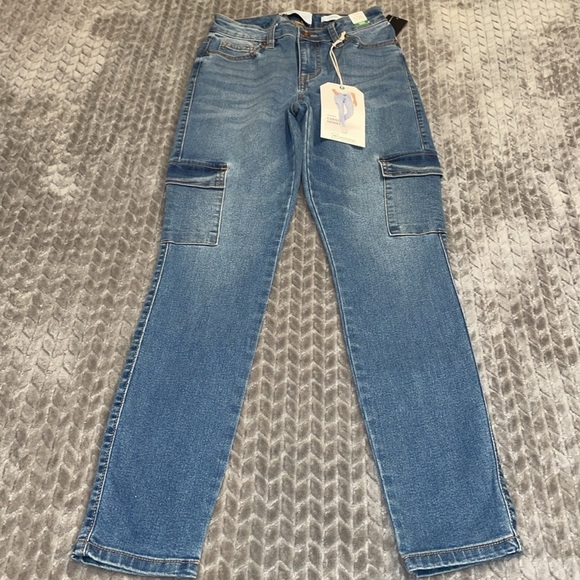 NWT Regeneration Celebrity Pink Mid-Rise Cargo Skinny Jeans.  Size 1/25. - Picture 4 of 9